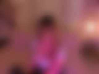 Live cam show with Samaantha-White - Blonde Hair on Camsoda