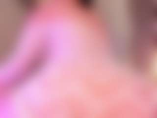 Live cam show with Samaantha-White - Blonde Hair Curvy on Camsoda