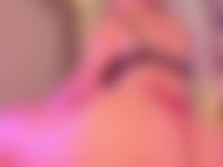 Live cam show with Samaantha-White - BBW on Mixed Magazine Live