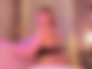 Live cam show with Samaantha-White - Tease Blonde Hair on TeamSkeetLive