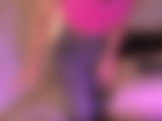 Live cam show with Samaantha-White - Shaved Pussy Mature on Uber Horny