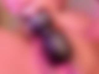 Samaantha-White's Live Sex Cam Show