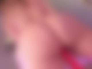 Live cam show with Samaantha-White - Blonde Hair Curvy on sexylivex.com