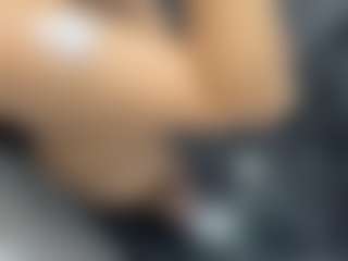 Live cam show with Samaantha-White - Tattoos Mature on Camsoda
