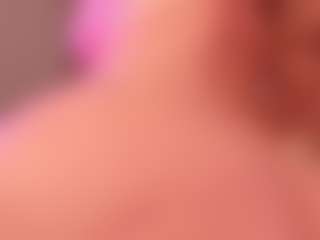 Live cam show with Samaantha-White - Blonde Hair on Cam Slut