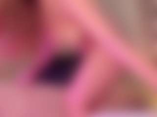 Live cam show with Samaantha-White - Big Ass on Camsoda