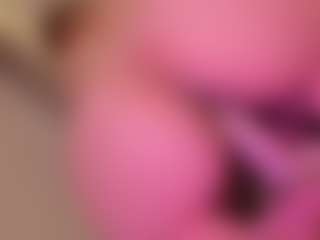 Live cam show with Samaantha-White - Tease Mature on Camsoda