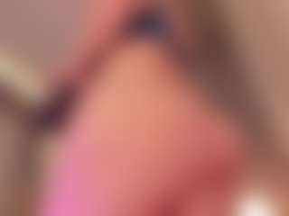 Samaantha-White's Live Sex Cam Show