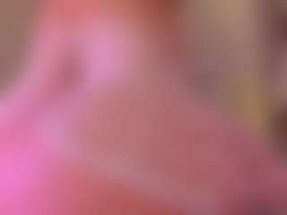 Live cam show with Samaantha-White - Spank Curvy on Mixed Magazine Live