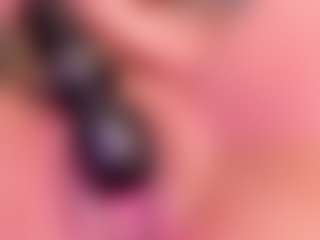 Live cam show with Samaantha-White - BBW on SquirtSoMuch