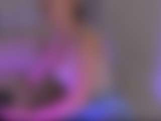 Live cam show with Samaantha-White - Spy Mature on Uber Horny