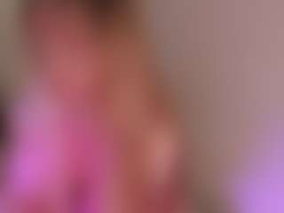 Live cam show with Samaantha-White - Strip on SquirtSoMuch