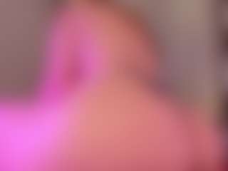 Live cam show with Samaantha-White - Full Nudity on mypornchat.com