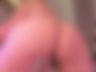 Live cam show with Samaantha-White - Strip Blonde Hair on live18s.com