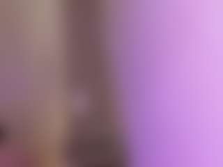 Live cam show with Samaantha-White - Brown Eyes Mature on Stripli.com