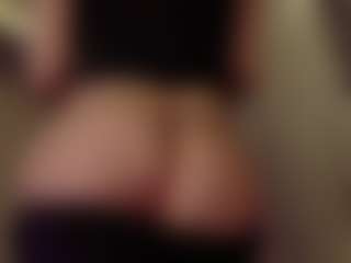 Live cam show with Samaantha-White - Blonde Hair on hrnylive.com