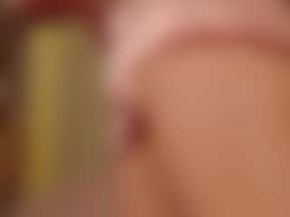 Live cam show with Samaantha-White - Blowjob on Camiplay Live