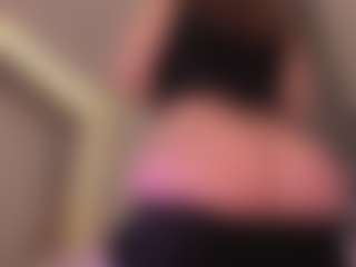 Live cam show with Samaantha-White - Big Tits Mature on CamSodaAdn