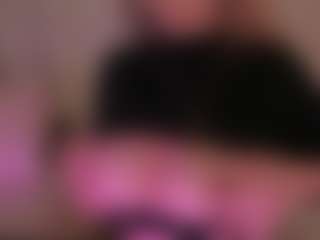 Live cam show with Samaantha-White - Big Tits on Hubzter Live