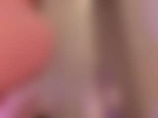 Live cam show with Samaantha-White - Blonde Hair Curvy on Hubzter Live