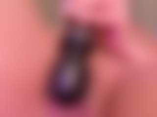 Live cam show with Samaantha-White - Blonde Hair Lovense on Camsoda