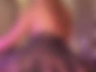 Live cam show with Samaantha-White - Latina on luckytryst.com | colombia