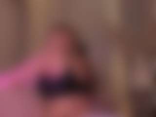 Show live cam dengan Samaantha-White - Gamer Mature di Camsoda