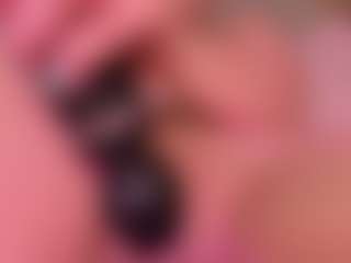 Live cam show with Samaantha-White - Big Tits Blowjob on Dolls Live