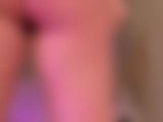 Samaantha-White's Live Sex Cam Show