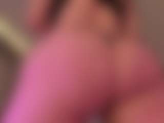 Live cam show with Samaantha-White - Athletic Blowjob on SinfulBabes