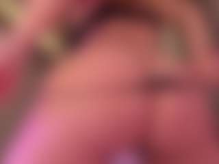 Live cam show with Samaantha-White - Athletic on Dare Cams