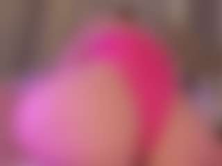 Live cam show with Samaantha-White - Dildo on SinfulBabes