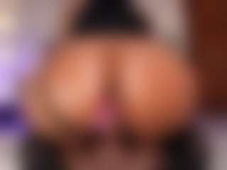 Violetta browm's Live Sex Cam Show
