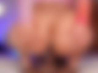 Violetta browm's Live Sex Cam Show