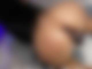 Live cam show with Violetta browm - Fuck Machine on crypto-cams