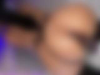 Live cam show with Violetta browm - Fuck Machine on Soda Cam