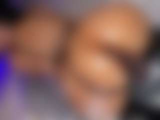 Live cam show with Violetta browm - Fuck Machine on Soda Cam