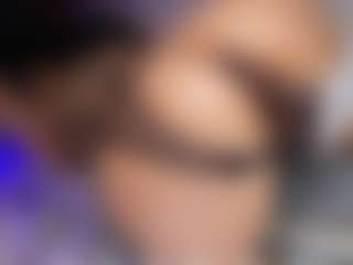 Live cam show with Violetta browm - Average on Dare Cams