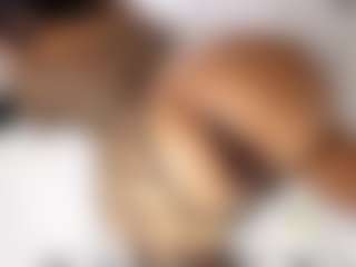 Live cam show with Violetta browm - Average on slutload