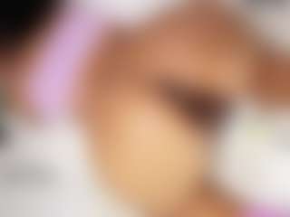 Live cam show with Violetta browm - Fuck Machine on CamClone