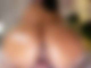Violetta browm's Live Sex Cam Show