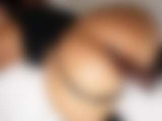 Live cam show with Violetta browm - Double Penetration on 1on1-livenow