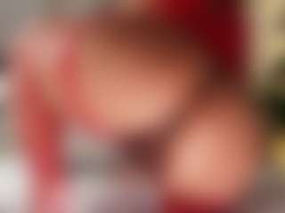 Live cam show with Violetta browm - Shaved Pussy on Camsoda