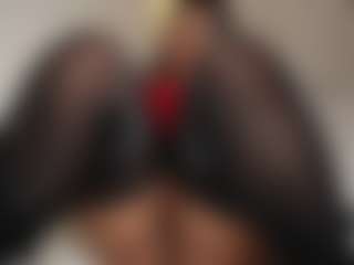 Live cam show with Violetta browm - Big Tits on Camsoda