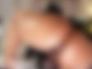 Live cam show with Violetta browm - Amateur on Milfs Live