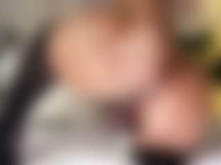 Live cam show with Violetta browm - Fuck Machine on Camsoda