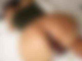 Live cam show with Violetta browm - Fuck Machine on fapnchat