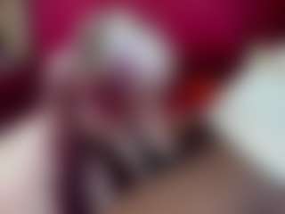 Live cam show with YemboRainbow - Lesbian on Camsoda