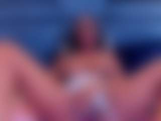 Live cam show with Yera - Thong on Camsoda