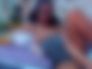 Live cam show with Yera - Ebony Teen (18+) on SquirtSoMuch | colombia